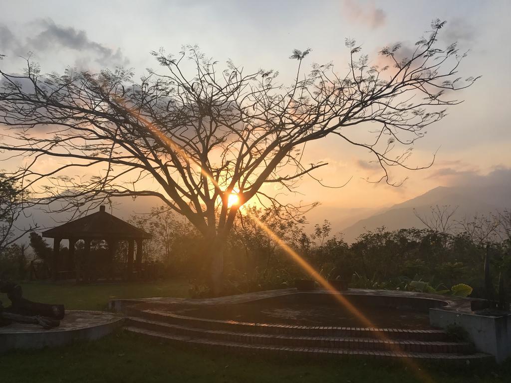 玉蟾園民宿 寵物友善 Yuchanyuan B&B Chishang Buitenkant foto